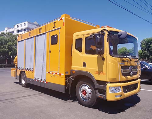 虹宇牌HYS5182XXHE6型救险车